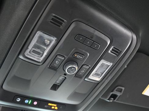 Used 2023 Chevrolet Tahoe High Country image 22