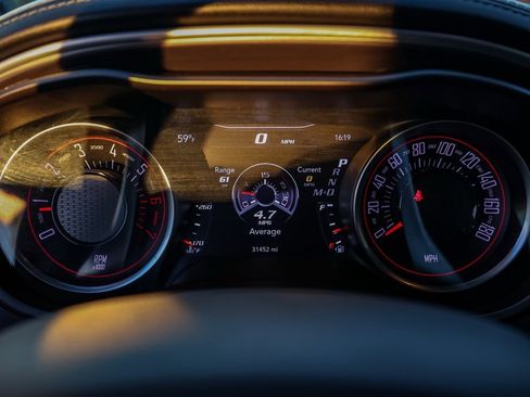 Used 2021 Dodge Challenger R/T Scat Pack w/ Plus Package image 24