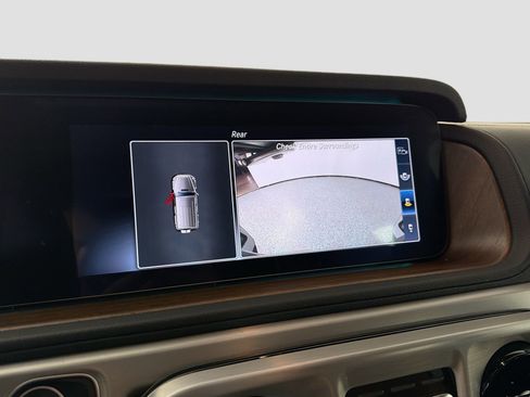 Used 2021 Mercedes-Benz G 550 w/ Seat Comfort Package image 18