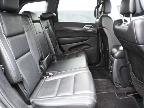 Used 2017 Jeep Grand Cherokee Limited AWD/4WD image 19
