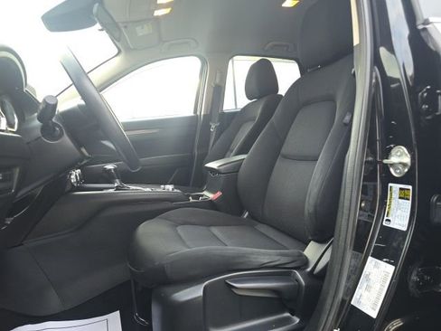 Used 2017 MAZDA CX-5 Sport image 9