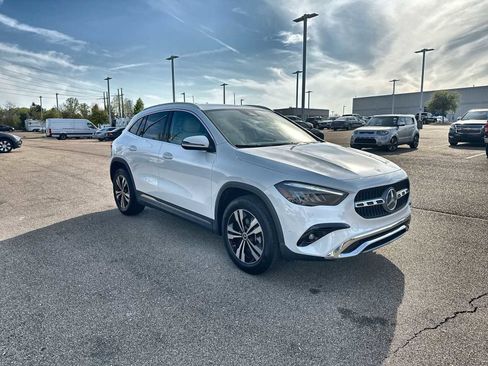 Certified 2025 Mercedes-Benz GLA 250 image 11