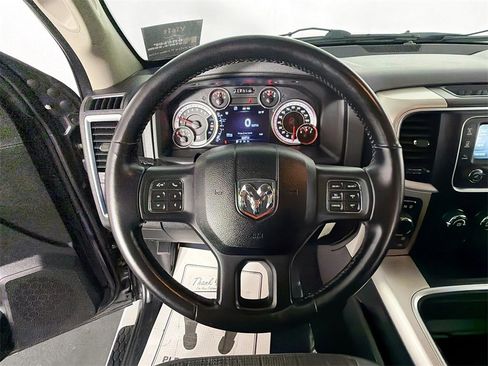 Used 2016 RAM 1500 Big Horn image 11