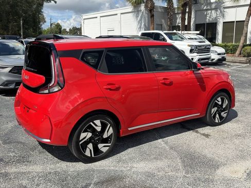 Certified 2025 Kia Soul GT-Line w/ GT-Line Technology Package FWD image 5