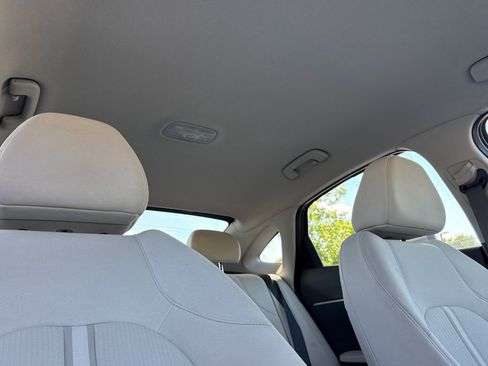 Used 2025 Hyundai Sonata SEL FWD image 23