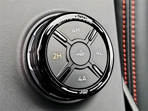 New 2025 Ford Ranger Raptor image 32