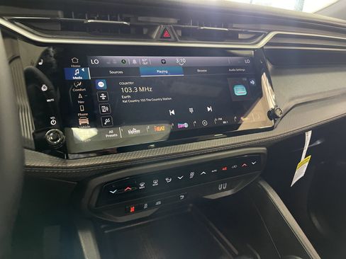 New 2026 Jeep Cherokee Overland AWD/4WD image 35
