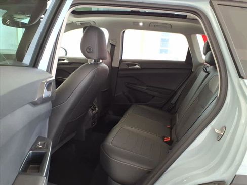 Used 2025 Volkswagen Taos SE image 16