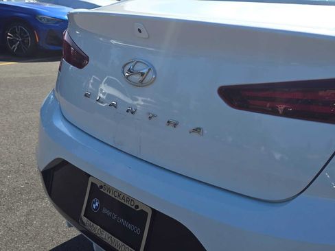 Used 2019 Hyundai Elantra SEL FWD image 13