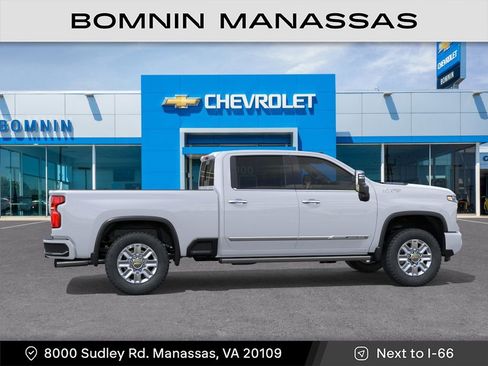 New 2026 Chevrolet Silverado 2500 High Country w/ High Country Premium Package AWD/4WD image 6