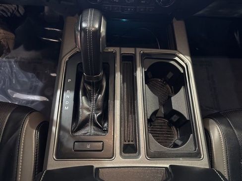 Used 2017 Ford F150 Raptor w/ Equipment Group 802A Luxury image 27