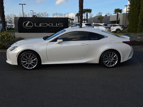Used 2019 Lexus RC 350 AWD w/ Premium Package image 2