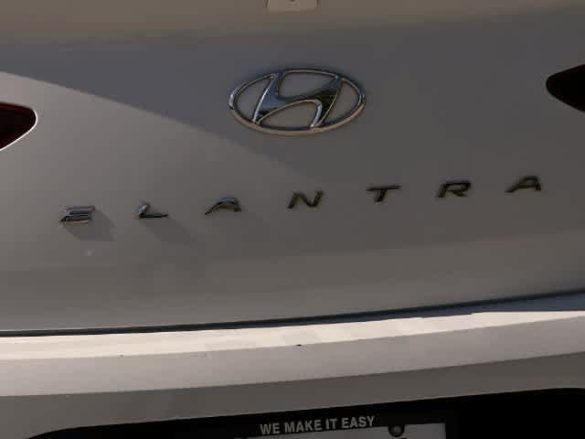 Used 2020 Hyundai Elantra SEL w/ Cargo Package (C1) FWD image 8