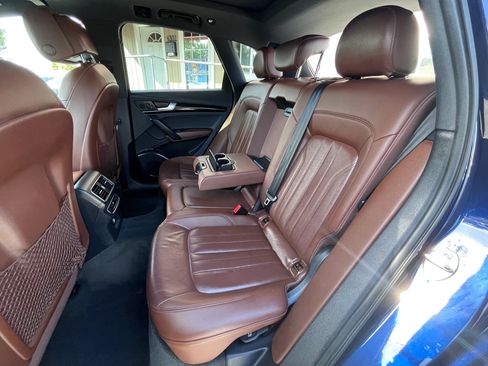 Used 2018 Audi Q5 2.0T Premium AWD/4WD image 16