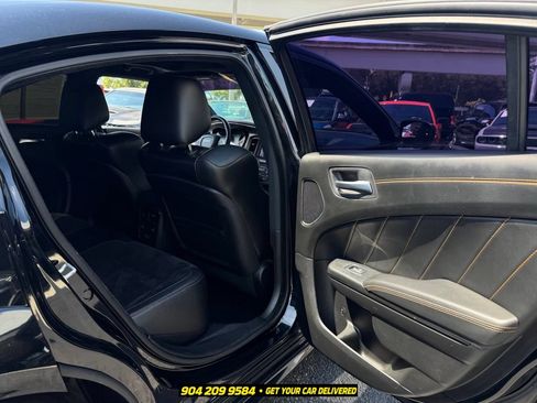 Used 2022 Dodge Charger Scat Pack RWD image 31