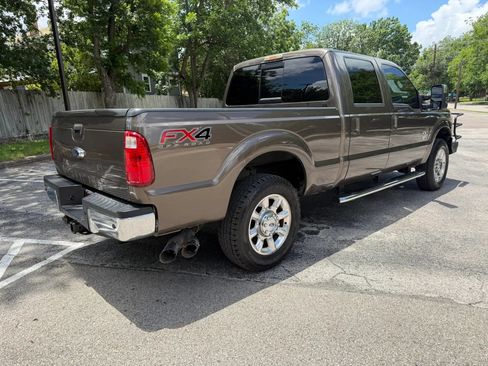 Used 2015 Ford F250 Lariat w/ Lariat Ultimate Package AWD/4WD image 5