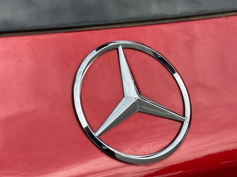 Used 2018 Mercedes-Benz GLC 300 image 17