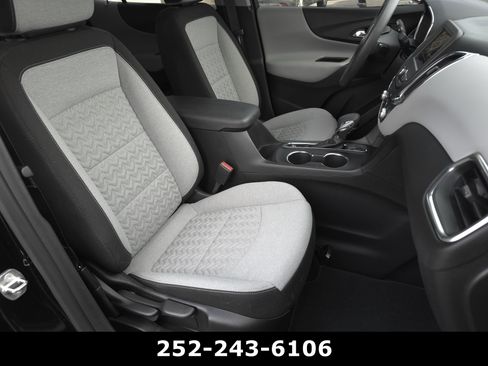 Used 2024 Chevrolet Equinox LS w/ Midnight Edition FWD image 34