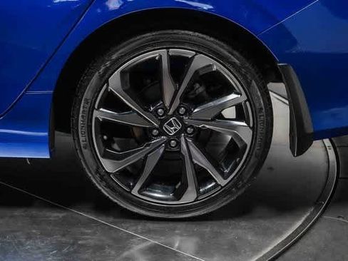 Used 2019 Honda Civic Sport image 10