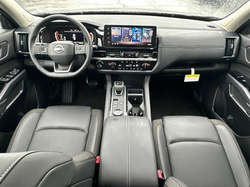New 2026 Nissan Pathfinder SL AWD/4WD image 30
