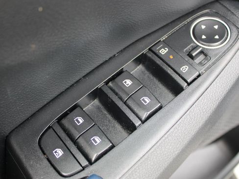 Used 2024 Kia Seltos S image 14