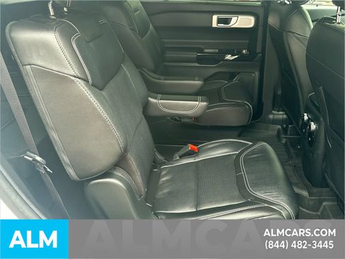 Used 2023 Ford Explorer ST w/ Equipment Group 401A AWD/4WD image 17