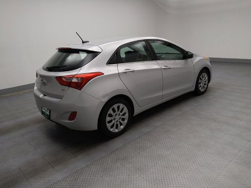 Used 2017 Hyundai Elantra GT image 10