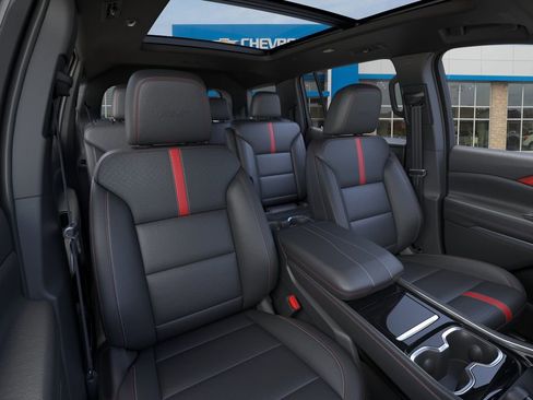 New 2026 Chevrolet Traverse RS AWD/4WD image 16