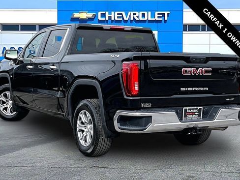 Used 2025 GMC Sierra 1500 SLT image 4
