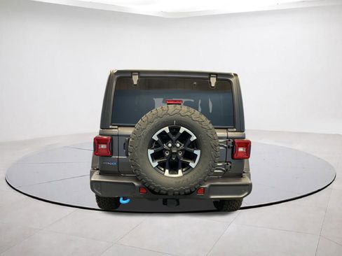 Certified 2025 Jeep Wrangler Unlimited Rubicon 4xe w/ Safety Group image 5