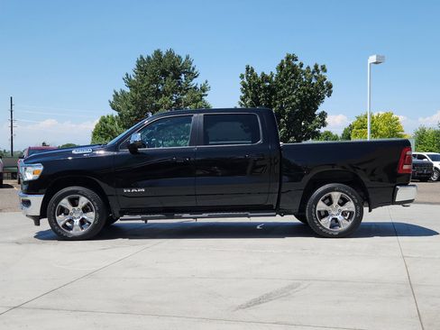 Used 2023 RAM 1500 Laramie AWD/4WD image 2