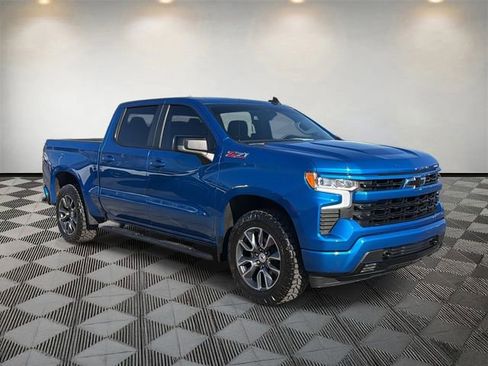 Used 2023 Chevrolet Silverado 1500 RST image 3