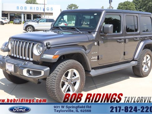Used 2021 Jeep Wrangler Unlimited Sahara w/ LED Lighting Group AWD/4WD image 1
