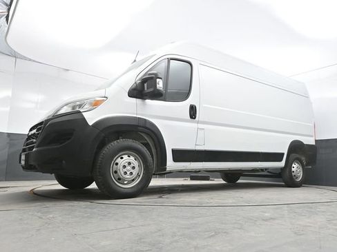 Used 2023 RAM ProMaster 2500 image 32