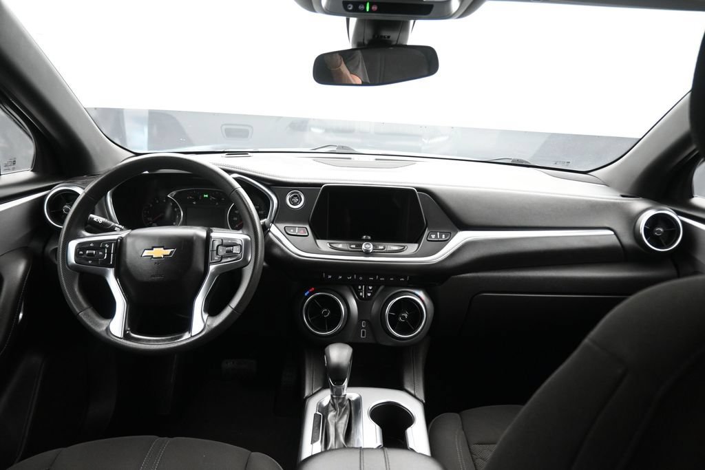 Used 2021 Chevrolet Blazer LT AWD/4WD image 37
