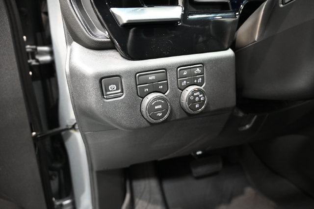 New 2026 Chevrolet Silverado 1500 RST w/ Redline Edition AWD/4WD image 28