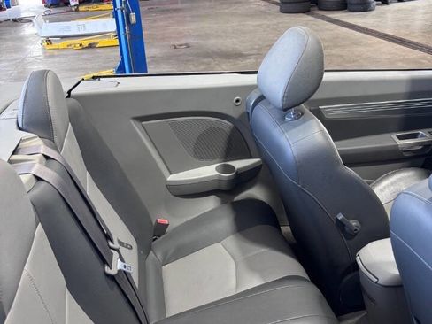 Used 2008 Chrysler Sebring Touring w/ Special Touring Group FWD image 7