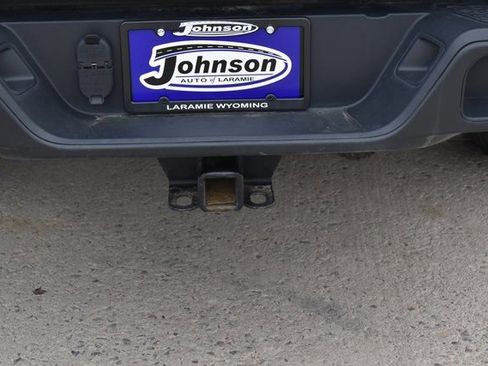 Certified 2023 Jeep Gladiator Sport AWD/4WD image 8
