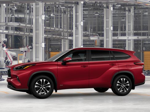 New 2026 Toyota Highlander XLE AWD/4WD image 5