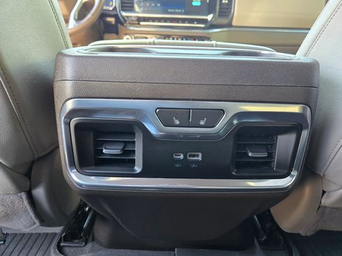 Used 2023 Chevrolet Silverado 1500 LTZ w/ LTZ Premium Texas Edition AWD/4WD image 18