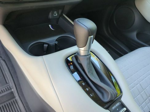 Certified 2024 Honda HR-V LX image 16