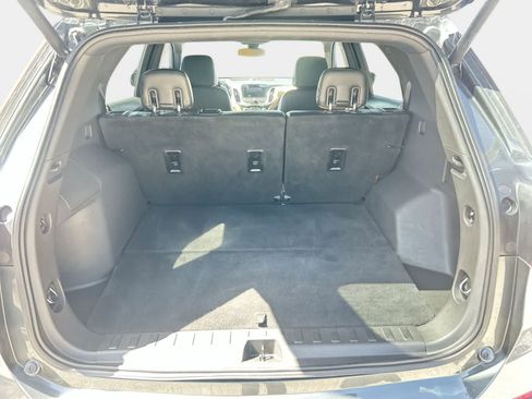 Used 2020 Chevrolet Equinox Premier FWD image 9