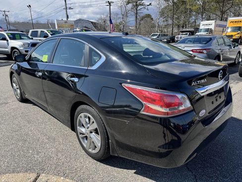 Used 2015 Nissan Altima 2.5 SL w/ Technology Package FWD image 7