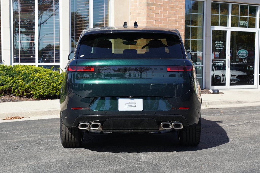 New 2027 Land Rover Range Rover Sport Dynamic SE AWD/4WD image 5