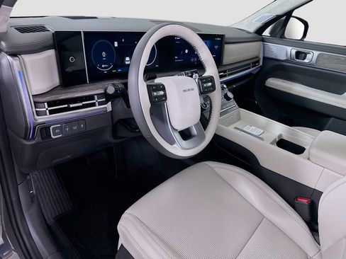 New 2026 Hyundai Santa Fe Calligraphy image 9