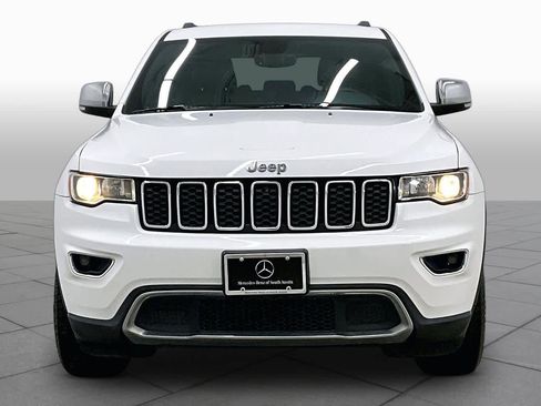 Used 2018 Jeep Grand Cherokee Limited RWD image 4