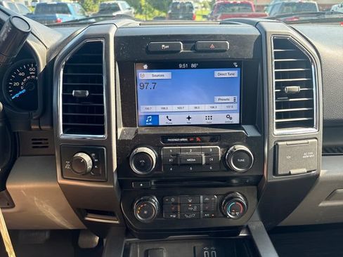 Used 2016 Ford F150 XLT w/ Equipment Group 302A Luxury AWD/4WD image 21