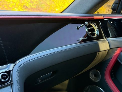 Used 2022 Bentley Continental GT Speed image 29