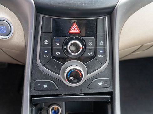 Used 2016 Hyundai Elantra Value Edition FWD image 21