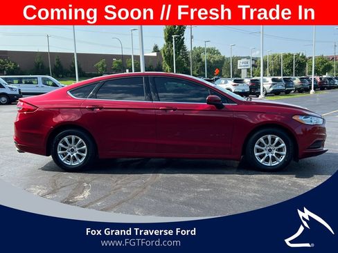 Used 2017 Ford Fusion S FWD image 36